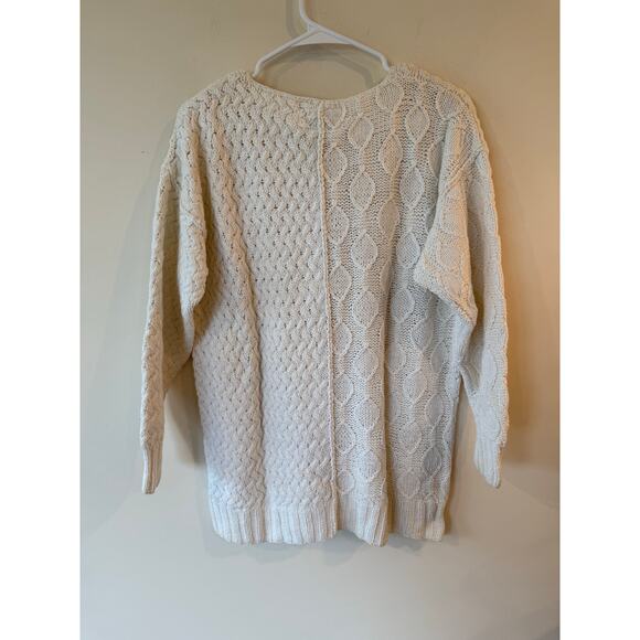 VTG The Limited Hand Knit Sweater Womens Medium Cream Ramie Cable Chunky Winter - Picture 2 of 9